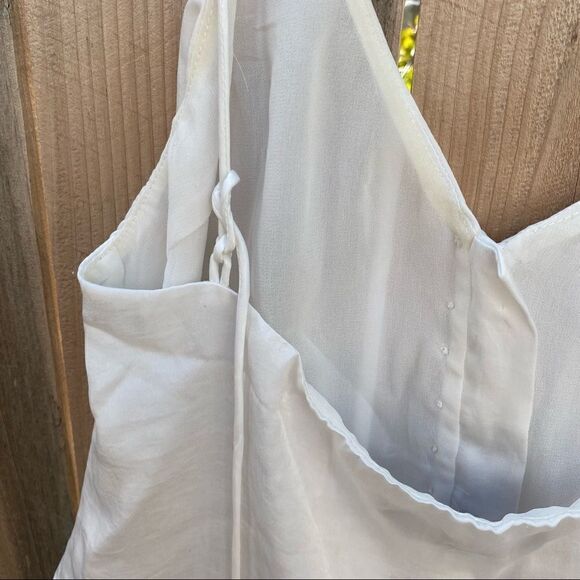 Lulu’s white from button sleeves blouse size small - Picture 5 of 14